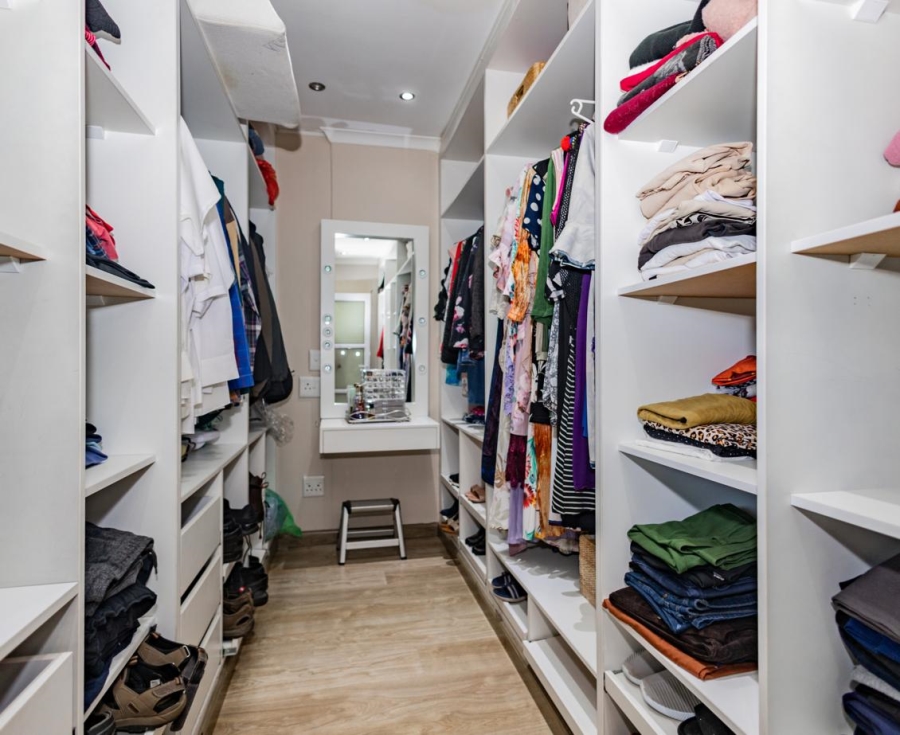 8 Bedroom Property for Sale in Joostenbergvlakte Western Cape